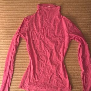 Fitted Pink Mock Neck Long Sleeve Tee